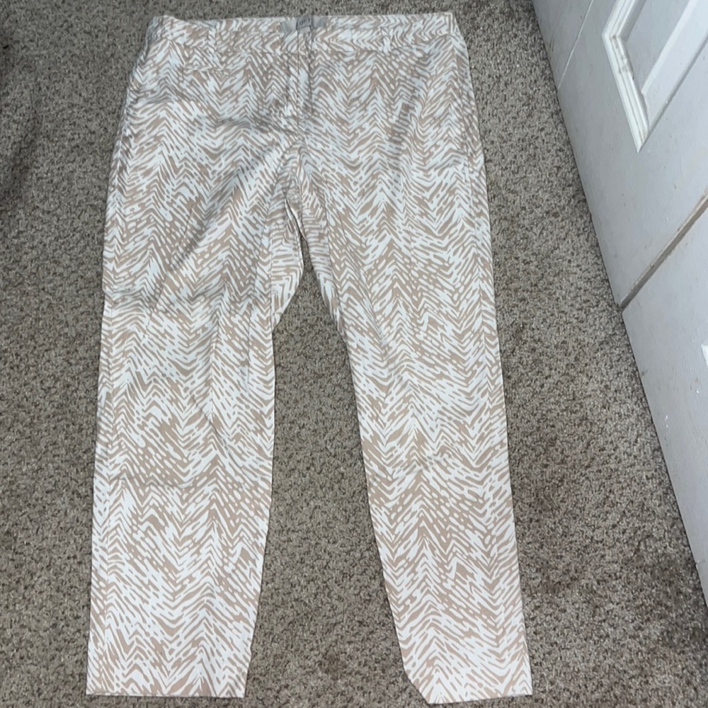 Loft flair pattern capris dress pants